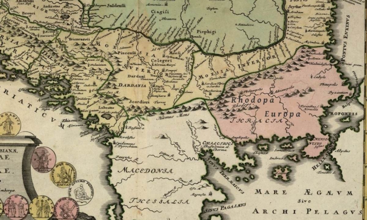 Плиний Стари през І век в своята “Естествена история” също нарича „Европа“ именно южната част на Тракия и римляните обособяват там провинция Европа, като част от диоцеза Тракия - и това название се запазва до Средновековието